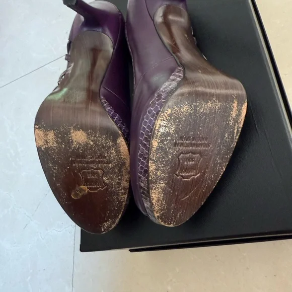 Stuart Weitzman Dark Purple Peep-Toe Heels - Picture 12 of 16